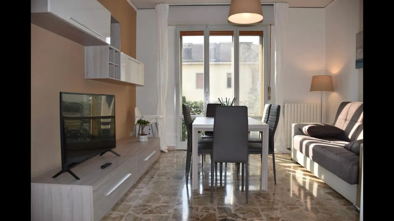The Engineer'S House_Museo Enzo Ferrari Apartment Modena Italy